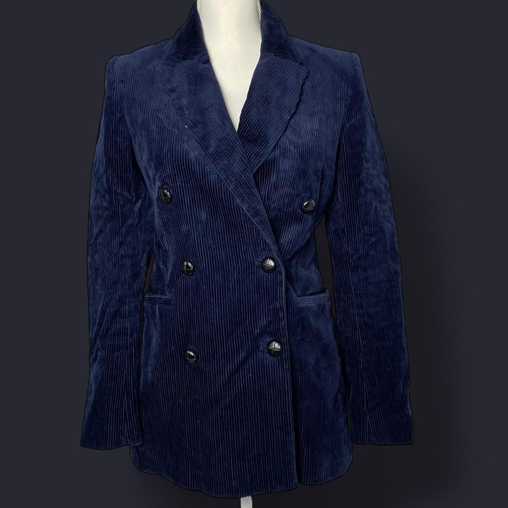 Vintage ribbed blazer 

Size: 2